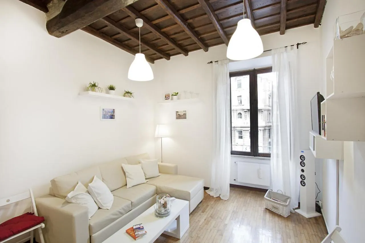 Arenula Luxury Apartment Rome